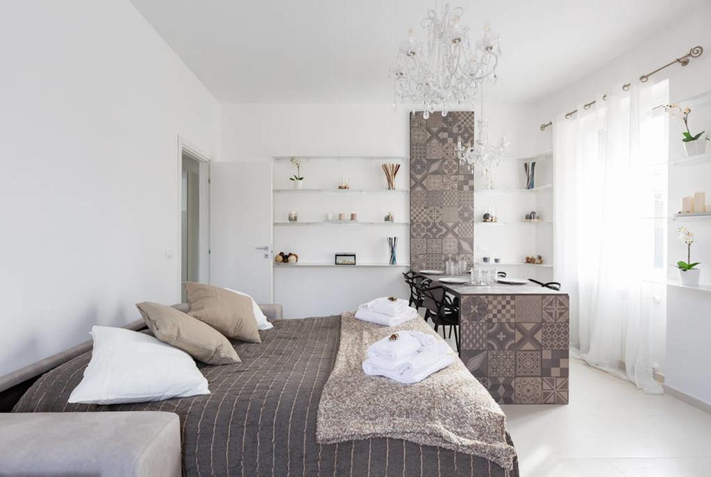 The Royal Crown Apartment Rome Exterior photo